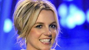 Sie war ganz oben, dann ganz unten und ist nun offenbar wieder auf dem richtigen Weg: Britney Spears feiert am Freitag ihren 30. Geburtstag. Ihr relativ junges Leben war schon sehr bewegt, auch für amerikanische Showbranchen-Verhältnisse hat sie bereits viel erlebt - aber der Reihe nach: Am ... Foto: dpa