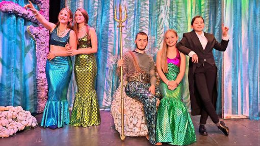 Bei der Inszenierung der „Kleinen Meerjungfrau“ in Filderstadt wird es bunt. Foto: Filderbühne