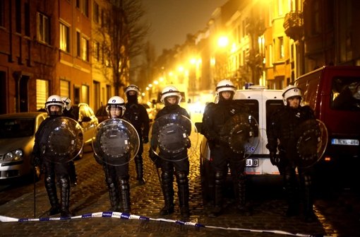 Nach der Festnahme von Salah Abdeslam in Brüssel haben Polizisten das Viertel abgeriegelt. Foto: Getty Images