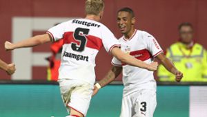 Timo Baumgartl und Dennis Aogo waren beim VfB Stuttgart ein Herz und eine Seele. Foto: dpa