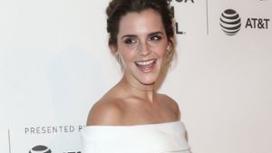 Emma Watson kann auch über sich selbst lachen. Foto: Debby Wong/Shutterstock.com