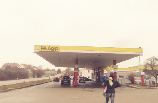 Die Tankstelle in Steinenbronn am Tag nach dem Überfall Foto: Judith A. Sägesser