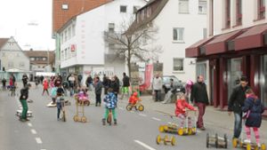 ür den Pferdemarkt wird  in Filderstadt-Bernhausen die Straße gesperrt. Temporäre Sperrungen gibt es  bald  auch in Stuttgart. Foto: Günter E. Bergmann