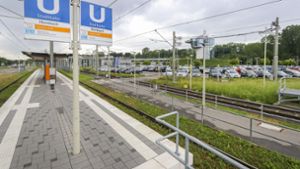 Von dieser Haltestelle in Remseck-Aldingen soll die SSB-Bahn weiterfahren und in Pattonville auf die neue Ludwigsburger Niederflurbahn treffen. Foto: factum/Granville