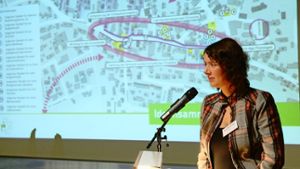 Dörte Meinerling vom Planungsbüro Planbar³ hat das Bürgerbeteiligungsverfahren zur Gestaltung der Ortsmitte von Plieningen moderiert. Foto: Maira Schmidt