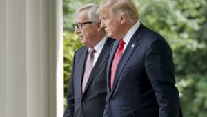 EU-Kommissionspräsident Jean-Claude Juncker und US-Präsident Trump haben den erbitterten Handelsstreit vorerst beigelegt. Foto: AP