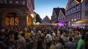 Gedränge auf dem Marktplatz gehört beim Altstadtfest dazu. Foto: Gottfried Stoppel