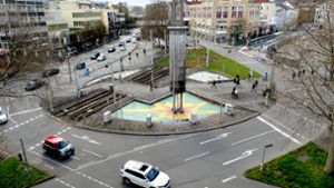 Die Stadt soll prüfen lassen, ob auf der stadtauswärtigen Seite (im Bild rechts) der Wilhelmsplatz untertunnelt werden kann, findet die CDU-Gemeinderatsfraktion. Foto: Nagel