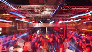Die große Tanzfläche im Club 1: Mittlerweile gibt es mehrere Revival-Partys, auf denen sich frühere Rockfabrik-Gänger  treffen. Foto: Andreas Rosar