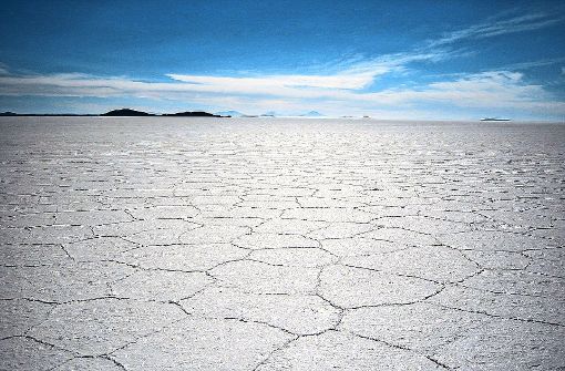 Salz bis zum Horizont: Die Salar de Uyuni  in Südamerika. Foto: Lion Hirth/Wikimedia Common