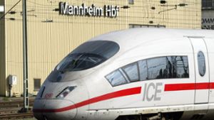 Die Bahnstrecke zwischen Mannheim und Karlsruhe wird zum Teil ab Mitte September gesperrt. (Archivbild) Foto: dpa