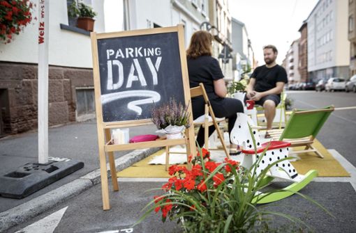 Sitzen statt parken – am Freitag ist Parking Day in Stuttgart. Foto: Lichtgut/Julian Rettig