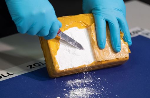 Die Beamten entdecken bei dem Mann anderthalb Kilogramm Kokain. (Symbolfoto) Foto: dpa