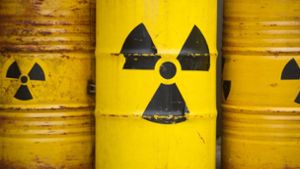 Die Schweiz will an der deutschen Grenze  radioaktive Abfälle in Hunderten Metern Tiefe einbetten. Foto: dpa/Sebastian Kahnert