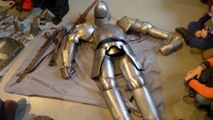 Rüstungen sind ein beliebtes Schauobjekt bei Mittelaltermärkten. Foto: Patricia Sigerist