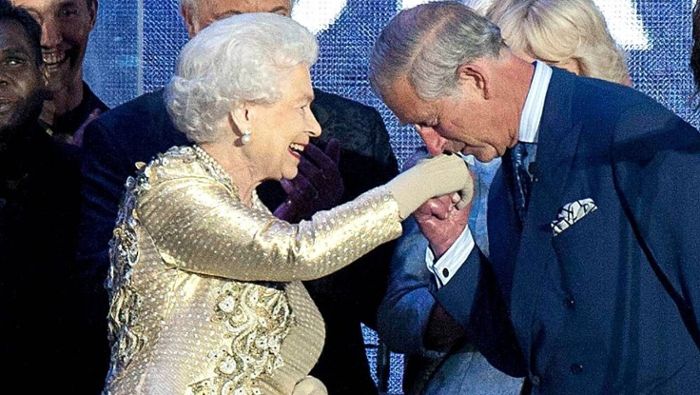 Gedenken an die Queen und Bild von Kate: Royal Family feiert Muttertag