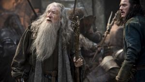 Ian McKellen als Gandalf (links) und Luke Evans als Bard in „Der Hobbit: Die Schlacht der Fünf Heere“ Foto:  