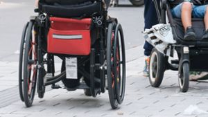 Fachkräftemangel und steigende Kosten gefährden unter anderem Beratungsstellen für Menschen mit Behinderungen. (Symbolbild) Foto: IMAGO/Michael Gstettenbauer/IMAGO/Michael Gstettenbauer