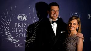 Gegen Mercedes-Teamchef Toto Wolff und seine Frau Susie wird ermittelt. (Archivbild) Foto: dpa
