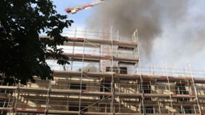 Rauch im Stuttgarter Norden – Brand auf  einer Baustelle