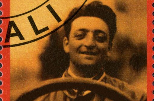 Rennfahrer und Gründer des Autoherstellers Ferrari, Enzo Anselmo Ferrari, lebte zwischen 1898 und 1988. Ihm sieht ein bekannter Fußballer sehr ähnlich. Foto: AFP/ANGELA WEISS