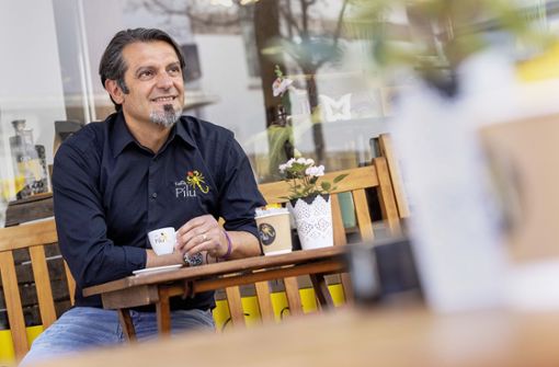 Sebastiano Pilu betreibt sein Caffè Pilu  seit 2018, die Rösterei gibt es sogar  schon seit 2016. Foto: Frank Eppler