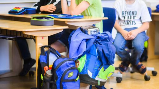 An deutschen Schulen verschärft sich der Lehrermangel. Foto: Julian Stratenschulte/dpa
