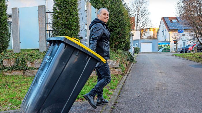 Müllabfuhr im Kreis Ludwigsburg: Wenn die Tonne mal wieder voll bleibt