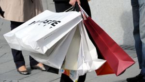 Nur langsam entwickelt sich wieder eine Kauflust bei den Verbrauchern. Foto: dpa/Carsten Rehder