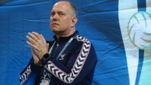 Ernste Miene: Aurel Irion, Geschäftsführer des Volleyball-Bundesligisten Allianz MTV Stuttgart. Foto: Baumann/Hansjürgen Britsch