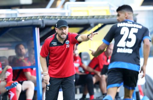 Seit dieser Saison können in der Bundesliga auch Trainer verwarnt werden. Foto: Bongarts/Getty Images