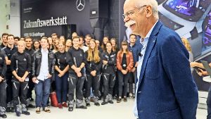 Dieter Zetsche begrüßt die neuen Auszubildenden. Foto: factum/Granville