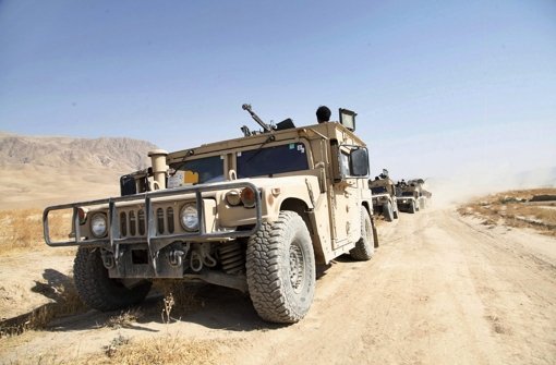 Ein Fahrzeug des afghanischen Militärs  am 30. September nahe Kundus. Foto: EPA