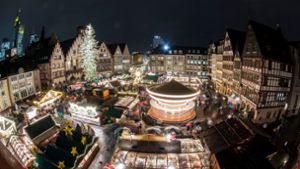 Der Weihnachtsmarkt in Frankfurt war wegen eines herrenlosen Pakets geräumt worden (Archivbild). Foto: dpa