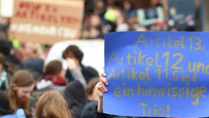 Menschen in Deutschland protestieren gegen Artikel 13 der Urheberrechtsrichtlinie. Foto: dpa