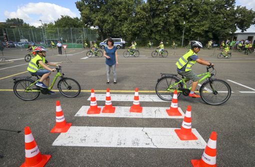 Der Anteil der Kinder, die in der vierten Klasse richtig Radfahren können, schrumpft. Foto: factum/Granville