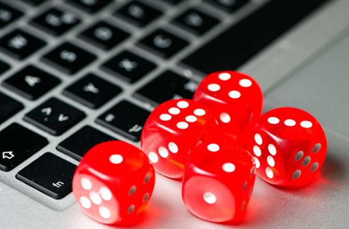 Künftig sollen Glücksspiele im Internet erlaubt sein. (Symbolfoto) Foto: picture alliance / dpa/Axel Heimken
