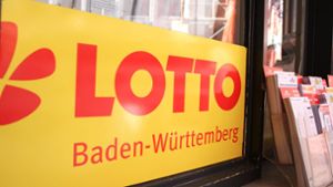 Viele Menschen hoffen jeden Mittwoch und Samstag die richtigen Lottozahlen getippt zu haben. Foto: www.imago-images.de
