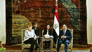 Treffen im Palast: Bundeskanzlerin Merkel mit dem ägyptischen Staatschef Abdel Fattah al-Sisi Foto: AP