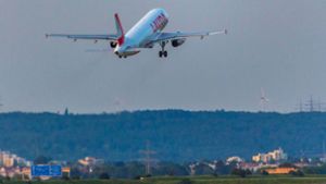 OB Kuhn will kurze Flüge von Stuttgarts aus nach München oder Frankfurt streichen. Foto: 7aktuell.de/Max Kurrer