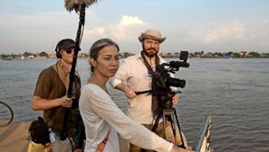 Marina Kem, Notker Mahr (re.) und Tonmeister Max Kielhauser auf dem Mekong Foto: Sterntaucher