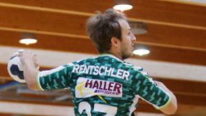 Mit fünf Treffern bester Feldtorschütze von Frisch Auf im Pokal-Derby gegen Balingen: Rechtsaußen Marco Rentschler. Foto: Baumann