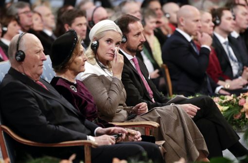 Sichtlich bewegt: Kronprinzessin Mette-Marit von Norwegen bei der Rede der Friedensnobelpreisträger. Foto: AFP