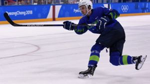 Der slowenische Eishockey-Spieler Ziga Jeglic ist bei Olympia 2018 des Dopings überführt worden. Foto: AFP