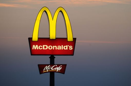 Der Mann rief die Polizei, weil unzufrieden über das Essen bei McDonald’s war (Symbolbild). Foto: dpa