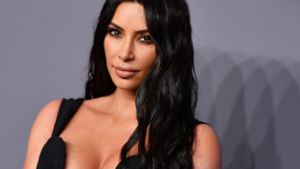 Gemeinsam mit ihren Schwestern und ihrer Mutter verkauft Kim Kardashian nun ihre alten Kleider online. Foto: AFP/ANGELA WEISS