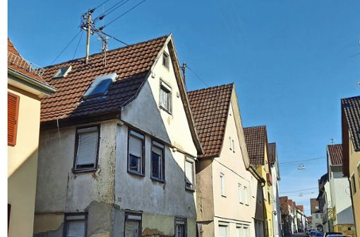 Die Häuser an der Schmerstraße sollen abgerissen werden. Foto: Dirk Herrmann