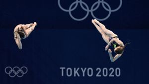 Mit ihren Sprüngen haben es Lena Hentschel und Tina Punzel knapp in die Medaillenränge geschafft. Foto: AFP/JONATHAN NACKSTRAND