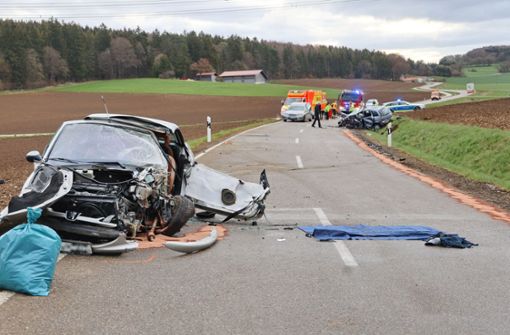 Zwischen Laichingen und Feldstetten ist es am Donnerstagmorgen zu einem tödlichen Unfall gekommen. Foto: dpa/Ralf Zwiebler