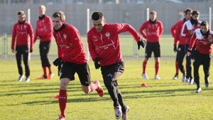 VfB-Profis im Lauftraining – ab sofort im türkischen  Belek Foto: Baumann